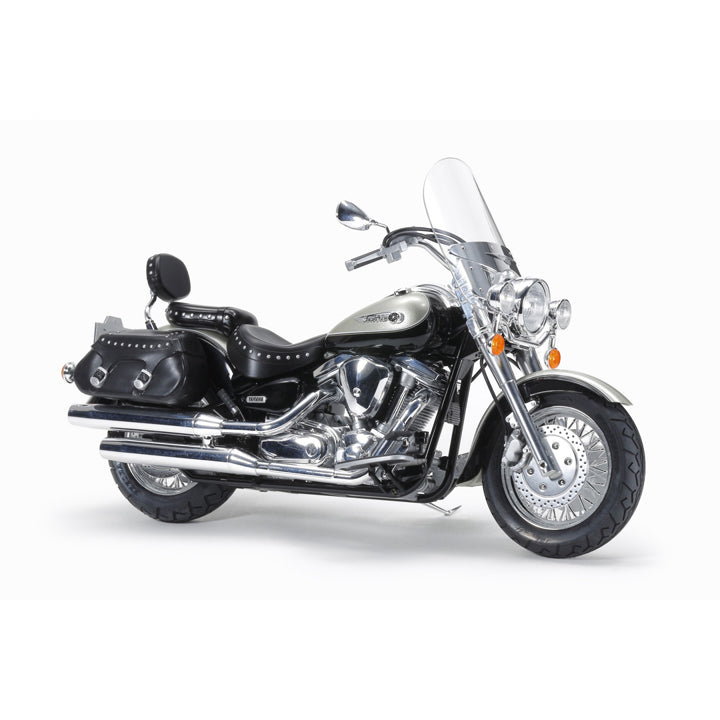 Yamaha XV1600 Roadstar - 1/12