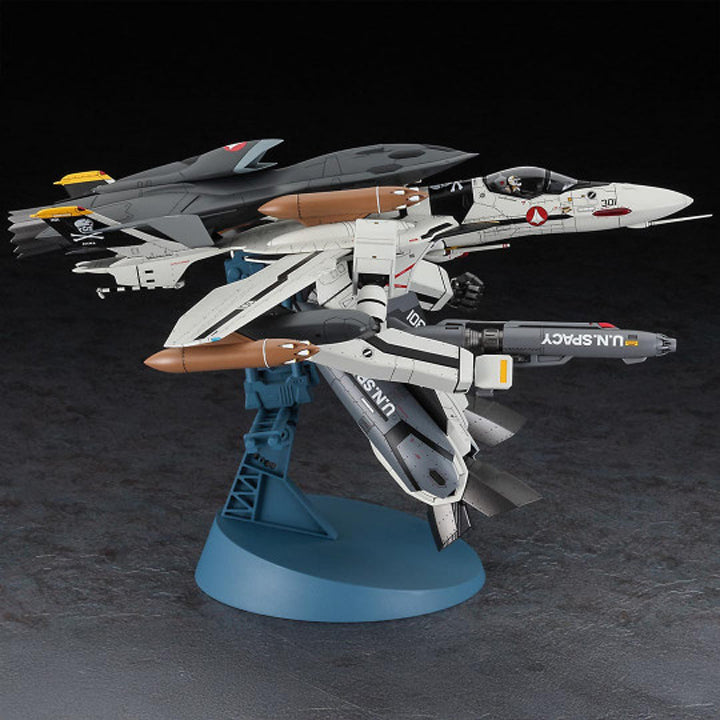 Macross - VF-OS Gerwalk w/Ghost - 1/72 - Hasegawa Réf 65889