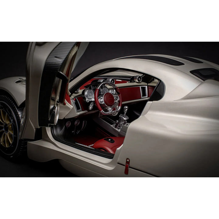 Pagani Utopia Coupé 1:8 – Maquette Pocher Rinascimento Lucido